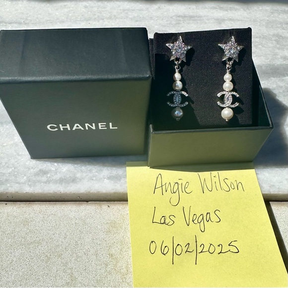 CHANEL Silver White Pearl Accent Earrings - Picture 4 of 4